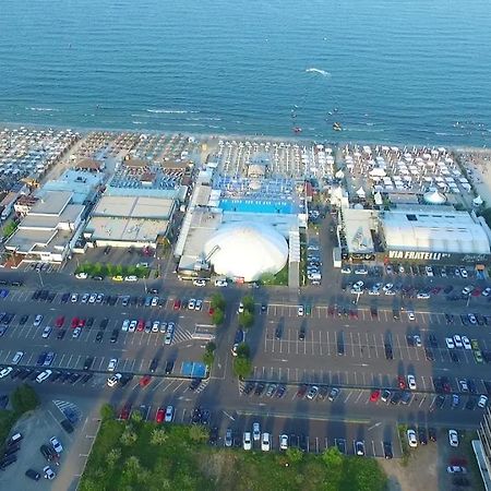Apartamento Aqua Vista Fratelli - Vedere Top La Mare Si Lac - Summerland Mamaia Exterior foto